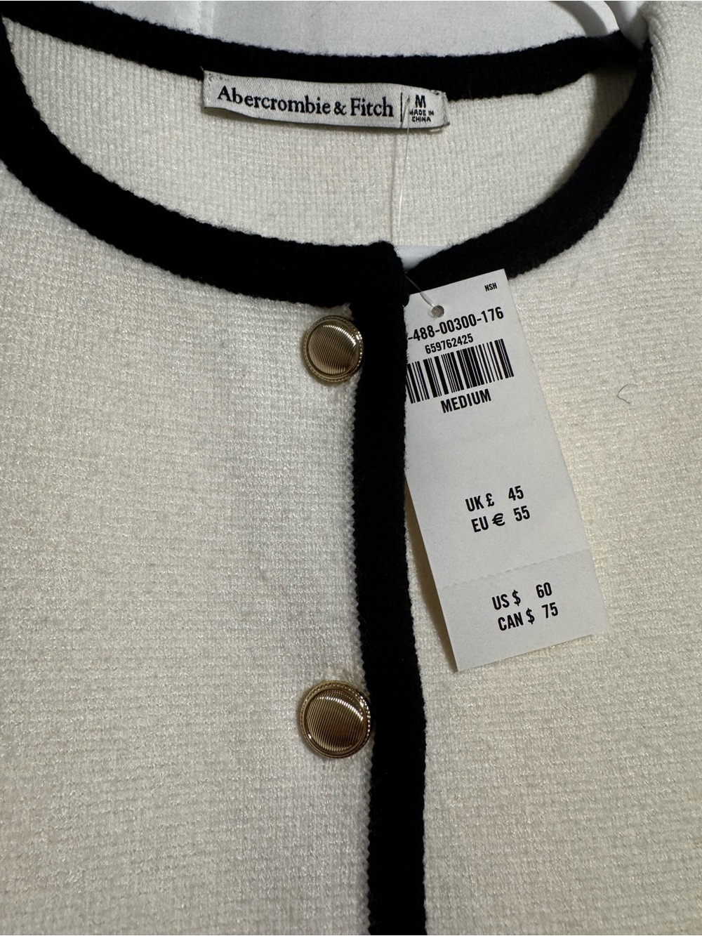 NWT Abercrombie & Fitch Women's Mara High-V LuxeLoft Sweater Vest, Size M - Picture 2 of 4